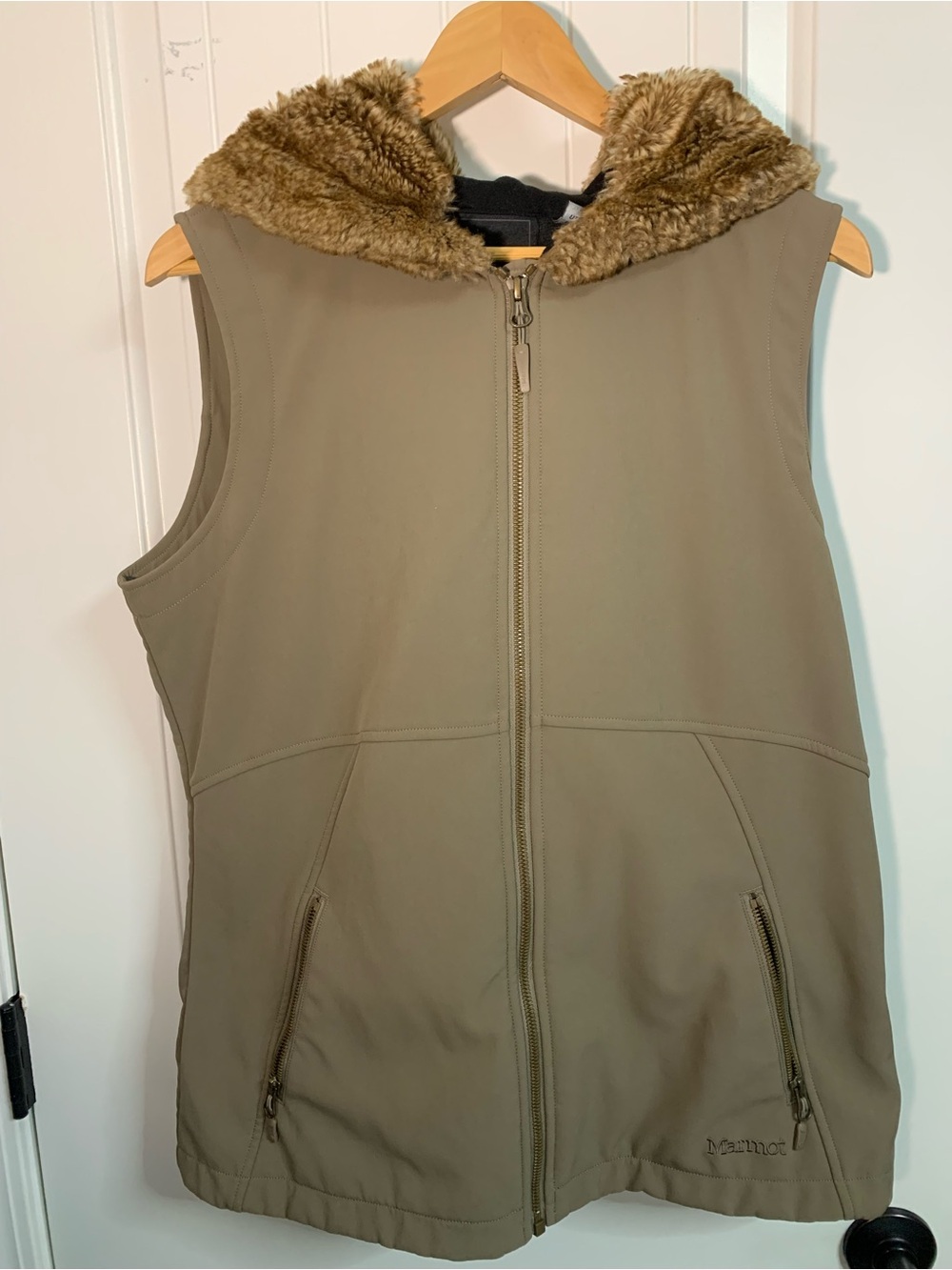 Marmot Women's Hooded Fleece-Lined Vest - khaki